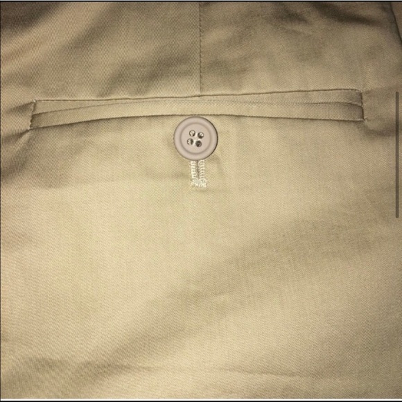 Theory Khaki Shorts - Picture 5 of 10